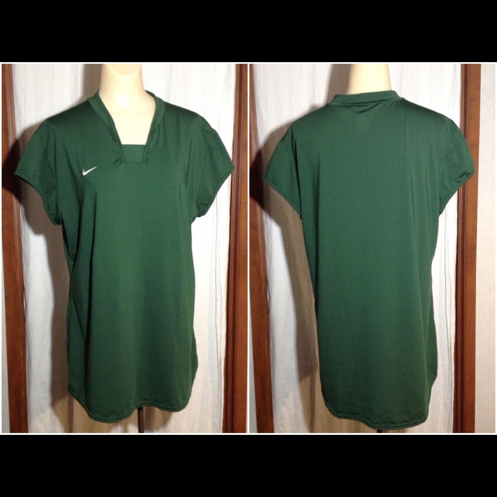 Women's Size XXL Nike Pullover Shirt